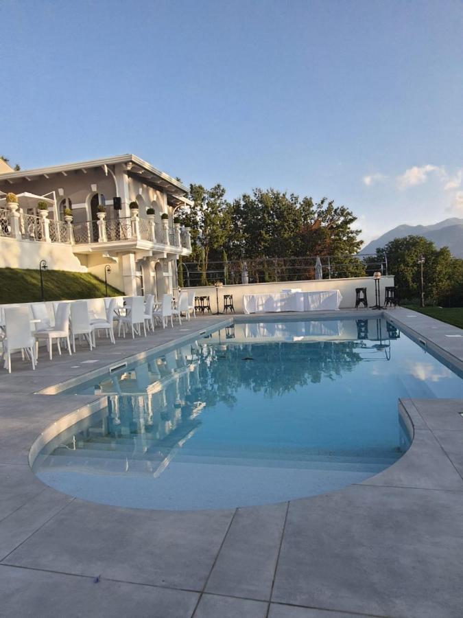 Tenuta Santo Stefano Azienda Agrituristica Santo Stefano del Sole Exteriör bild
