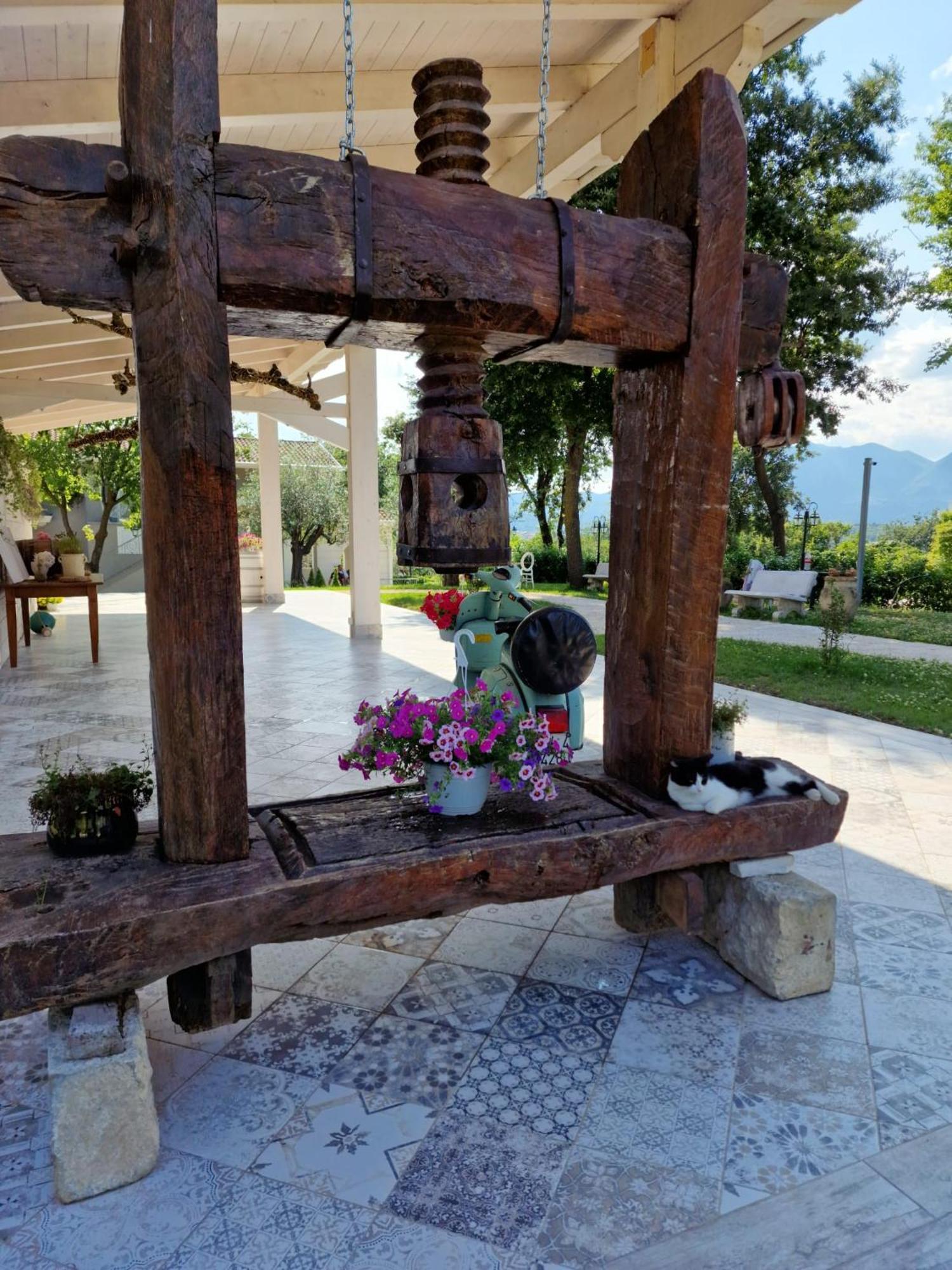 Tenuta Santo Stefano Azienda Agrituristica Santo Stefano del Sole Exteriör bild